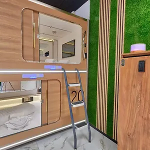 Capsule Kapselhotel